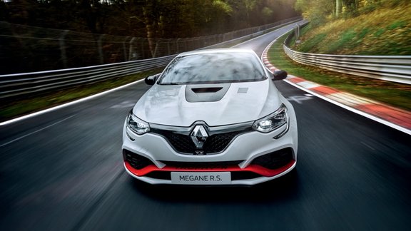 "Renault Megane Trophy R" Nirburgringā