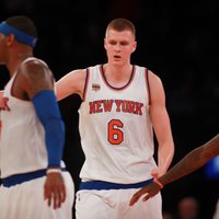 Porziņģis tic, ka 'Knicks' gaidāmajā sezonā spēs iekļūt izslēgšanas spēlēs