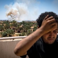 В Ливии неизвестные самолеты атаковали авиабазу