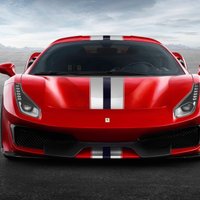 'Ferrari' šoferi tiesās par vismaz 100 eiro kukuli policistam