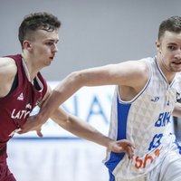 Latvijas U-18 basketbolistiem pietrūkst divi punkti līdz Eiropas čempionāta ceturtdaļfinālam