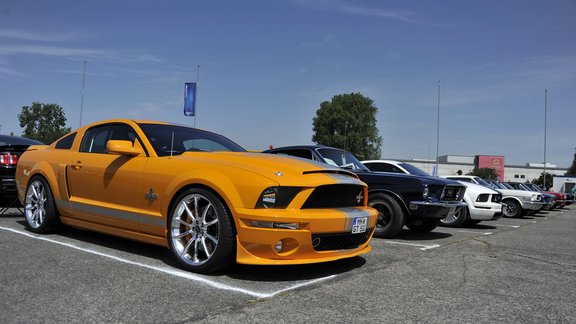 Ford Mustang