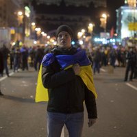Ukrainas Aizsardzības ministrija noraida iespēju pret demonstrantiem izmantot armiju