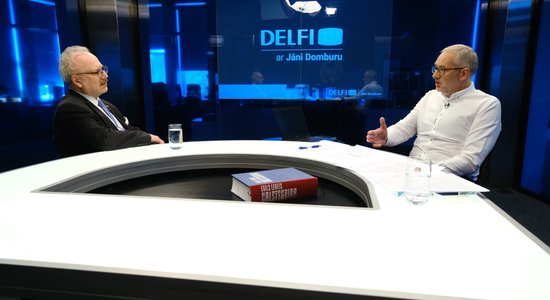 'Delfi TV ar Jāni Domburu' atbild Egils Levits: divi gadi Valsts prezidenta amatā. Pilns ieraksts