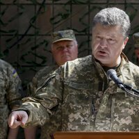 Порошенко отчитался о нейтрализации восстаний в Харькове и Одессе