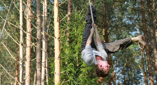 Foto: Līksmība, tveice un mūzika Susējā – festivāla 'Sansusī' otrā diena