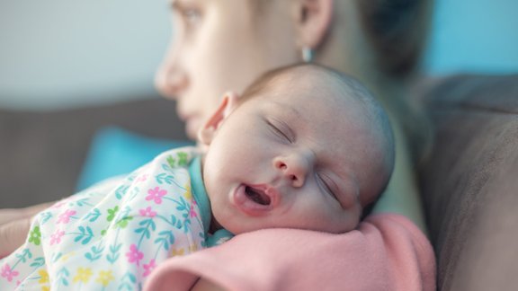 pēcdzemdību skumjas, pēcdzemdību depresija, jaundzimušais, zīdainis