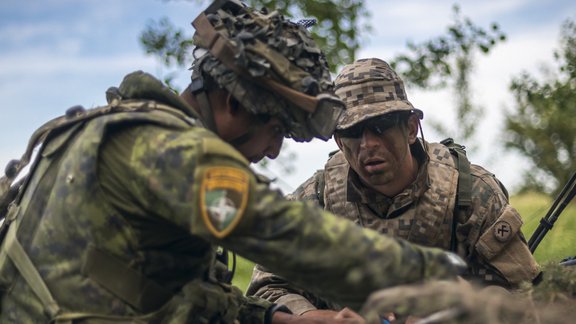 Mācībās "Saber Strike 2018" karavīri trenējas Skrundas novadā - 80