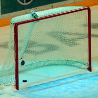 Latvijas U-18 hokejisti pārbaudes turnīrā Rīgā pēdējā kārtā pieveic Dāniju