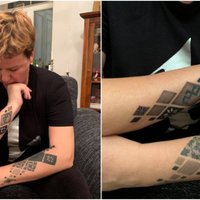 Linda Mūrniece papildina ķermeni ar patriotisku tetovējumu