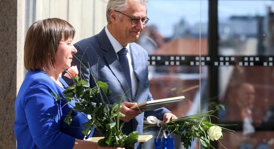 Foto: Rīgas amatpersonas pateicas par atbalstu ārkārtējās situācijas laikā