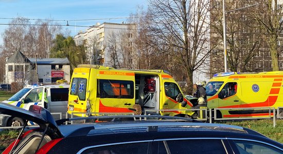 ФОТО. В Плявниеках "скорая" столкнулась с легковым автомобилем: пострадали три медика