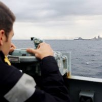 НВС: у границ Латвии замечены два российских военных корабля