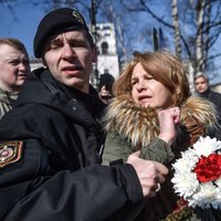 Аресты в Беларуси: блогер с температурой и еще около 100 человек за решеткой после стримов