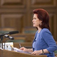 Āboltiņa vēl nesniedz skaidru atbildi par kandidēšanu nākamajās Saeimas vēlēšanās