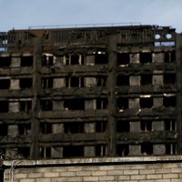 Эксперты: лондонская башня сгорела из-за облицовки