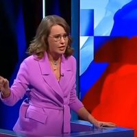 Собчак расплакалась во время президентских дебатов на телеканале "Россия-1"