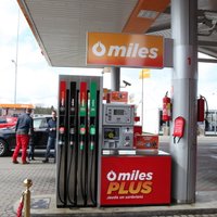 Цены на бензин в Риге и Таллине растут, в Вильнюсе снижаются