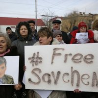 Krievijas tiesa atsakās atbrīvot ukraiņu lidotāju Savčenko