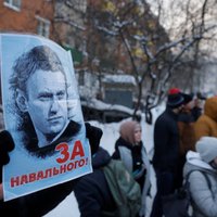 "Речь об уважении к нам самим". Что думают знаменитости об аресте Навального