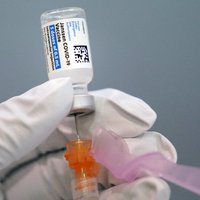 Vakcinācijas nodaļa: 'Johnson&Johnson' atsācis vakcīnu piegādi
