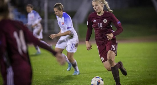 Latvijas izlases futboliste Miksone spēlēs spēcīgajā Šauļu komandā