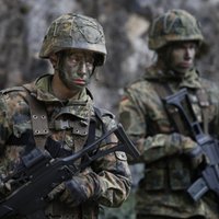 Vācija negrasās palielināt aizsardzības izdevumus līdz NATO prasītajam līmenim