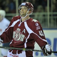 Хет-трик Сестито позволил "Динамо" перевести игру с аутсайдером КХЛ в овертайм
