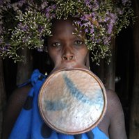 Dienas ceļojumu foto: etiopieši un iespaidīgie lūpu riņķi