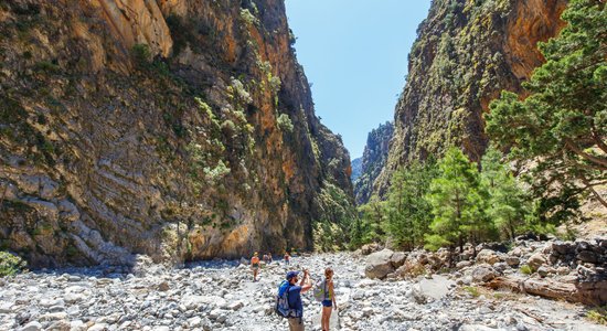 Dabas varenība, kalni un kazas: 13 kilometru pārgājiens pa Samārijas aizu Krētā