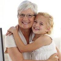 Gudrās vecmāmiņas jeb kā iemācīties neiejaukties mazbērnu audzināšanā