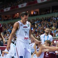 Latvijas basketbolisti pimajā pārbaudes spēlē pirms Riodežaneiro kvalifikācijas uzvar Franciju