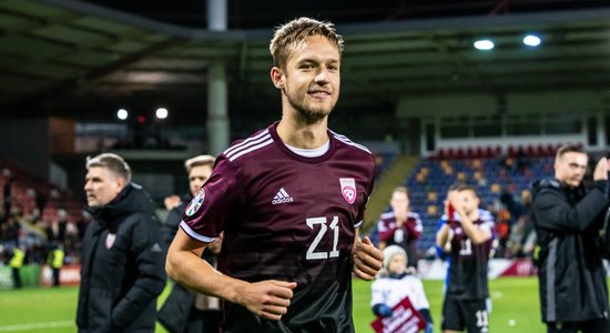 Vēl viens Latvijas futbola izlases aizsargs gatavojas pārcelties uz Skotiju