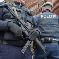 Подозреваемый по делу о теракте в Париже сдался полиции Антверпена