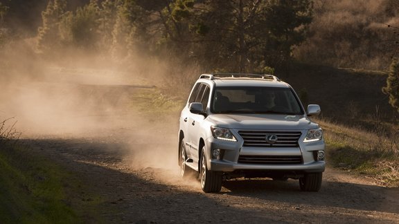 2013 Lexus LX 570 - 15