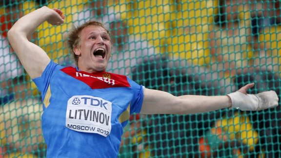 Sergej Litvinov of Russia, hammer throw 