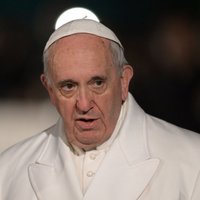 Pāvests Francisks pirmo reizi apmeklē Apvienoto Arābu Emirātus