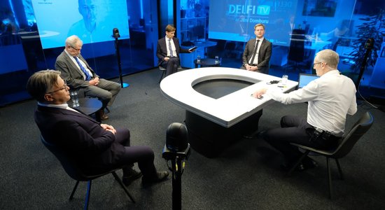 'Delfi TV ar Jāni Domburu' diskusija 'Covid-19 ierobežojumi un atvieglojumi: par un pret'. Pilns ieraksts