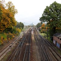 Biedrība publisko sarakstu ar vēstures pieminekļiem, kurus Torņkalnā nojaukšot 'Rail Baltica'