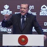 Pēc Erdogana izteiktajiem draudiem Nīderlande brīdina tautiešus