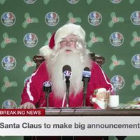 Video: Ziemassvētku vecītis kļuvis par brīvo aģentu NBA