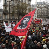Во Франции из-за всеобщей забастовки остановились поезда и метро