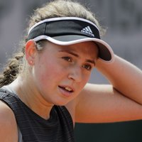 Остапенко, защищая титул на "Ролан Гаррос", выиграла "деревянную ложку"