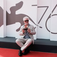 Pedro Almodovaram piešķirta Venēcijas kinofestivāla balva par mūža ieguldījumu