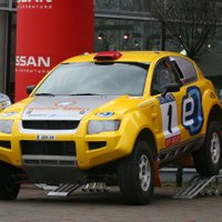 Гонщики Латвии выступят на "Дакаре" на электромобиле