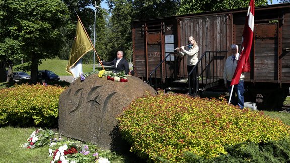 Komunistiskā genocīda upuru piemiņas pasākums pie Torņakalna stacijas - 30