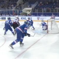 Video: Rīgas 'Dinamo' trešo reizi sezonā izpilda 'bullīšus'
