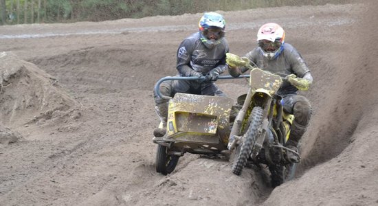 Blakusvāģu motokrosa pasaules čempionāta kalendārā palikuši vien astoņi posmi