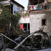 ASV gaisa triecienā Kabulā iznīcināta pašnāvnieku spridzinātāju automašīna