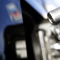 Сети автозаправок объяснили резкий рост цен на топливо